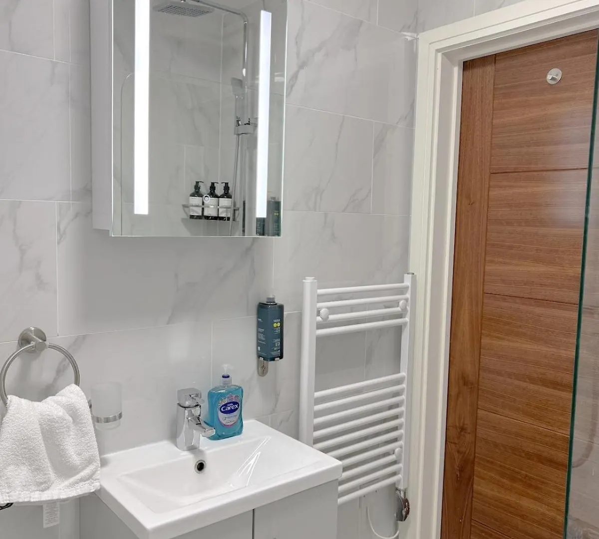 Apartman Spacious 2 Bedroom Modern Flat - City Centre Cardiff Egyesült Királyság