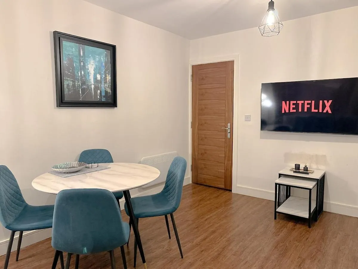 Spacious 2 Bedroom Modern Flat - City Centre Cardiff Apartman